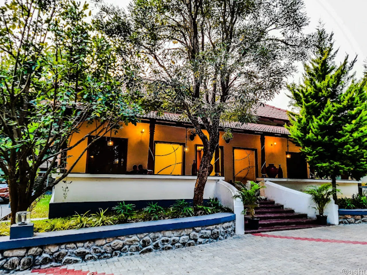 reception of SR Jungle Resort